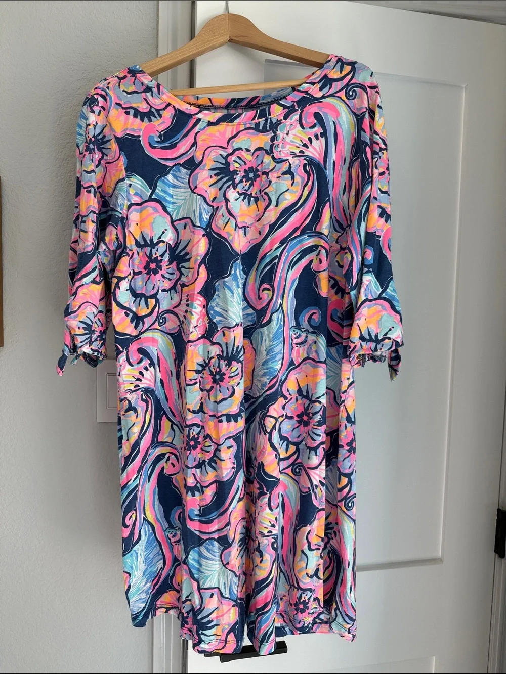 Lilly Pulitzer Navy Floral Multicolor Dress with knotted 3/4 sleeves